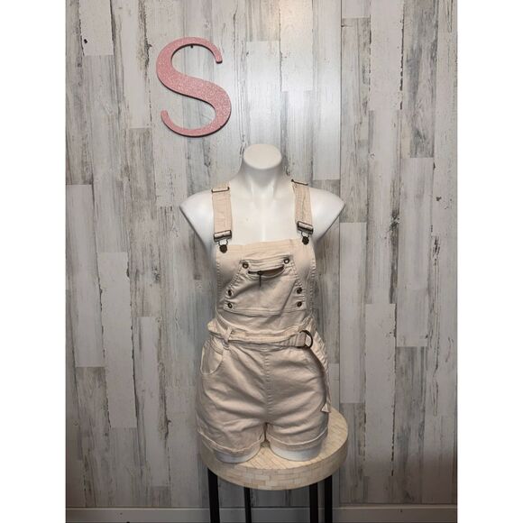 Buffbunny Collection Cream Short Overalls with Belt – Size Small - Picture 5 of 10